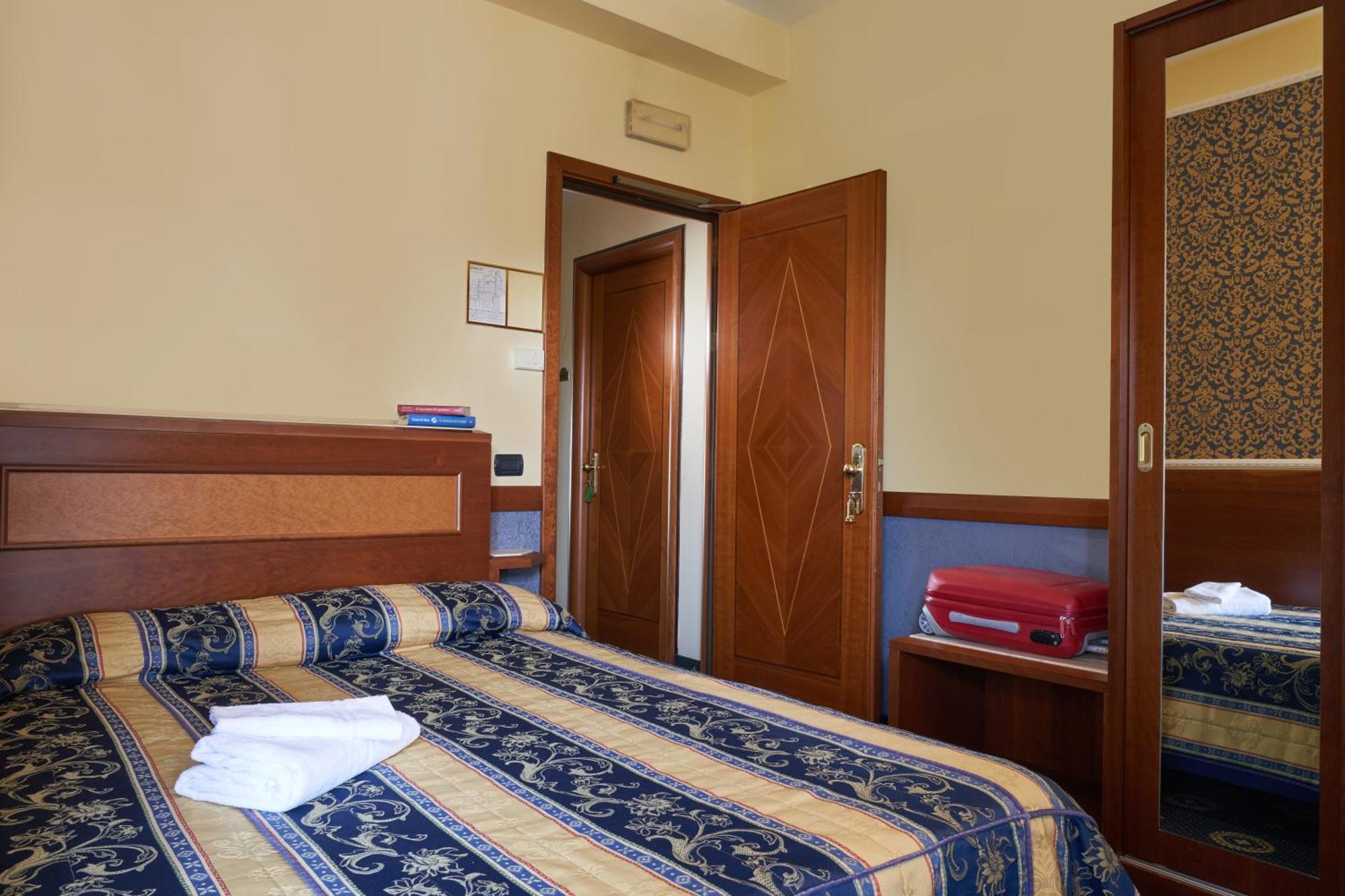 Hotel Ristorante La Piana Telese Eksteriør bilde