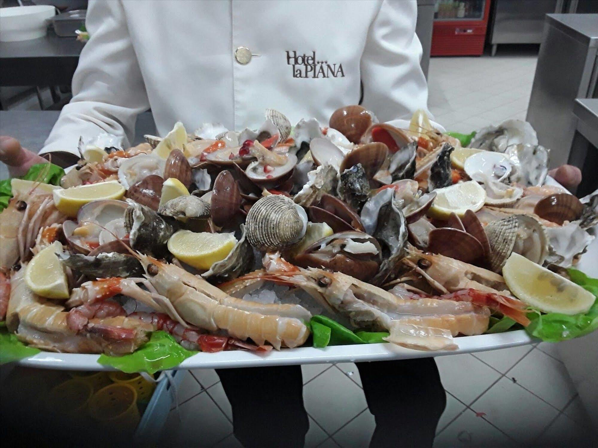 Hotel Ristorante La Piana Telese Eksteriør bilde
